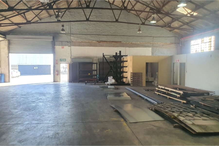 To Let commercial Property for Rent in Deal Party Eastern Cape